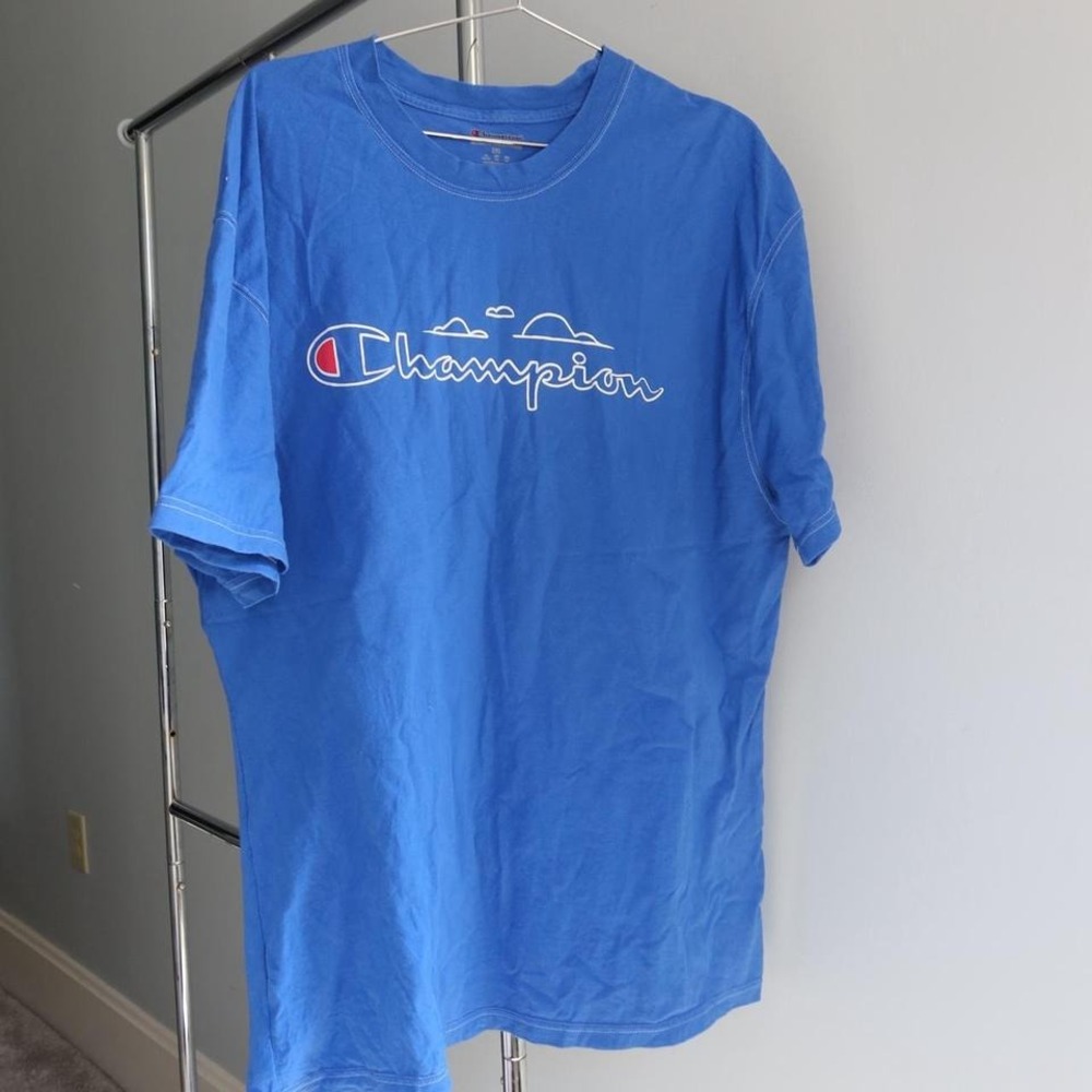 Mens Champion T shirt‎ Blue Clouds